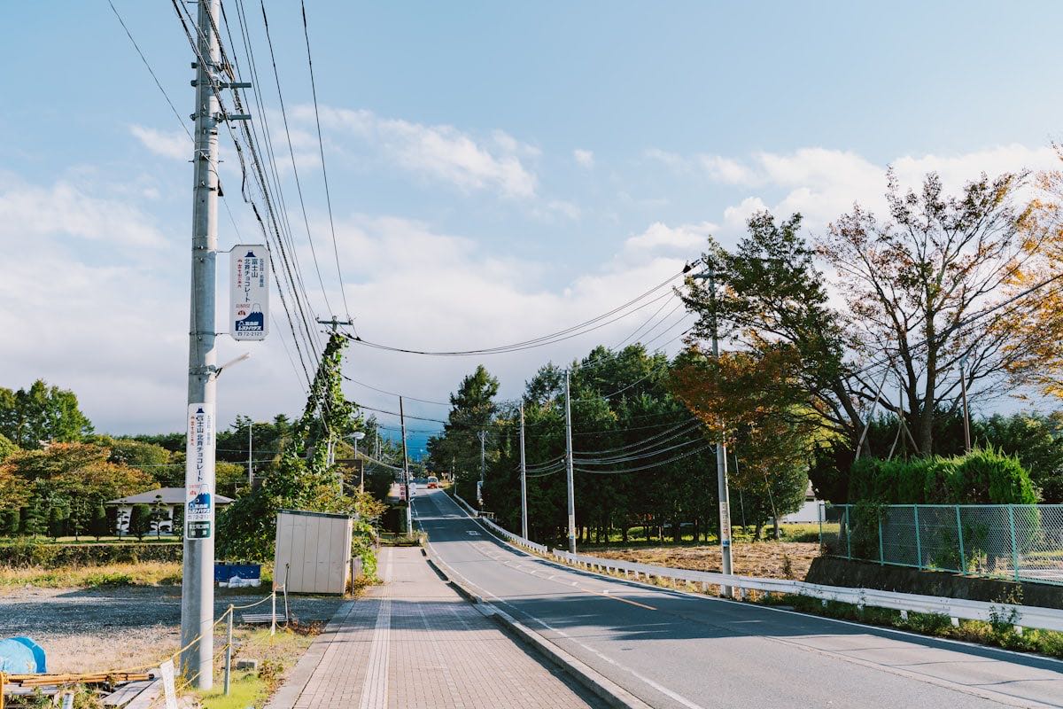 空き家・古民家に移住するときの電気の手続き — 再開通・単3化・アンペアの落とし穴